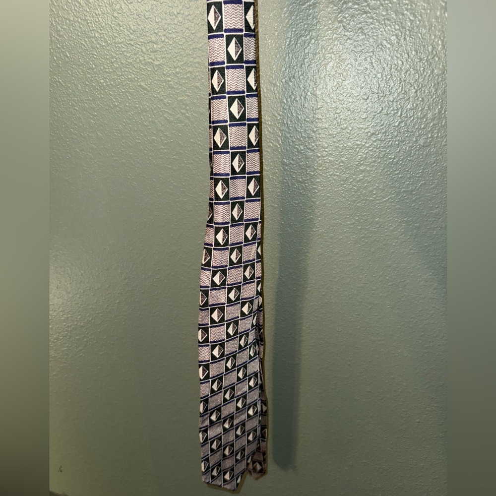 VINTAGE Givenchy Diamond Pattern Tie in Black and Cream